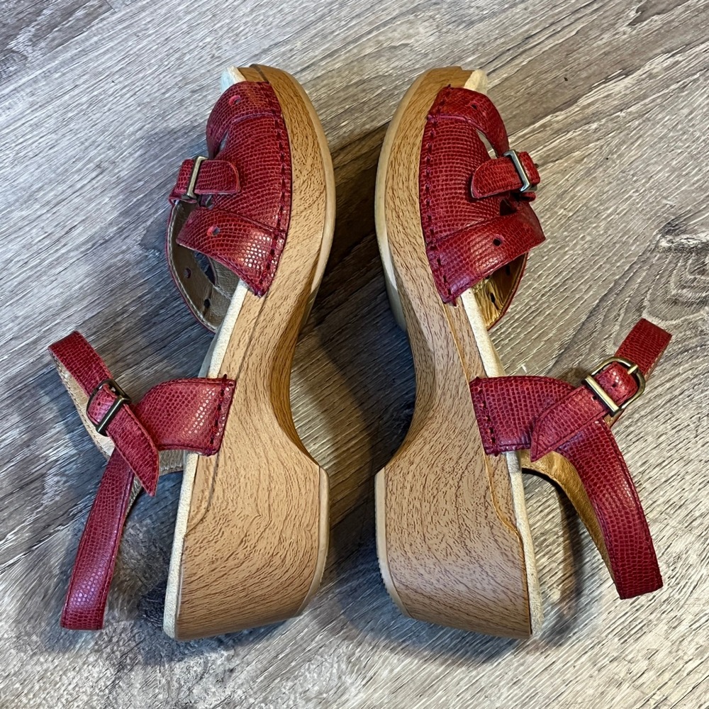 Dansko Red Leather Perforated Platform Wedge Sandals Buckle Clog 40 9805262200